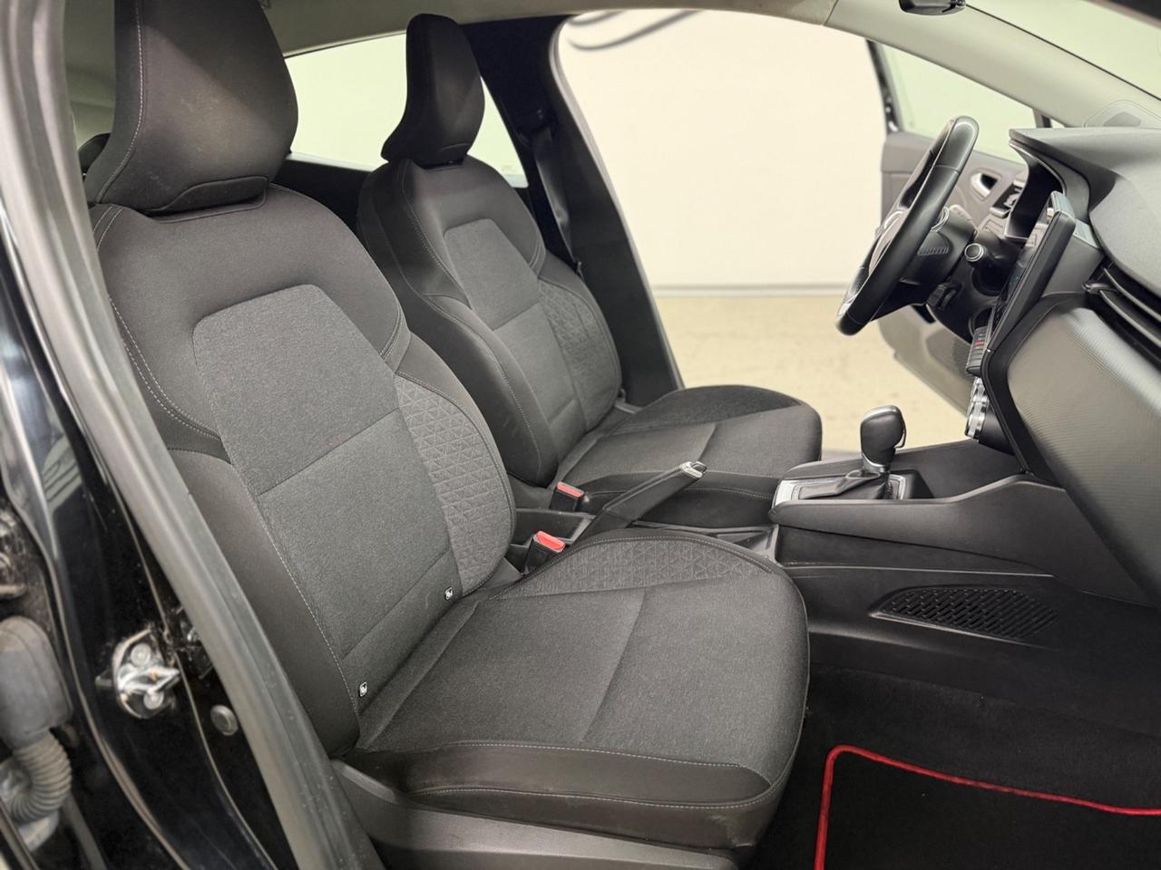 Renault Clio FULL HYBRID (anno 2021)