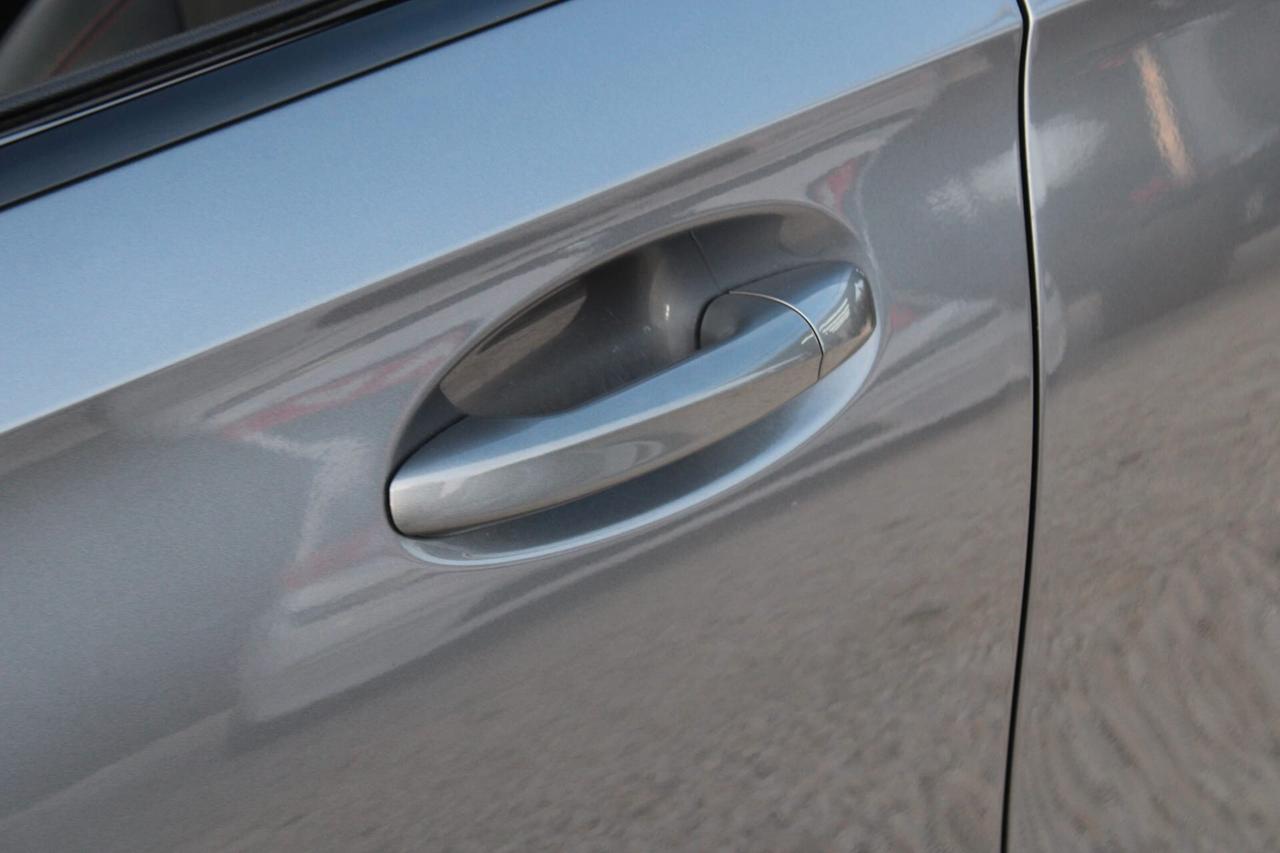 Mercedes-benz A 200 d Premium AMG Night Edition