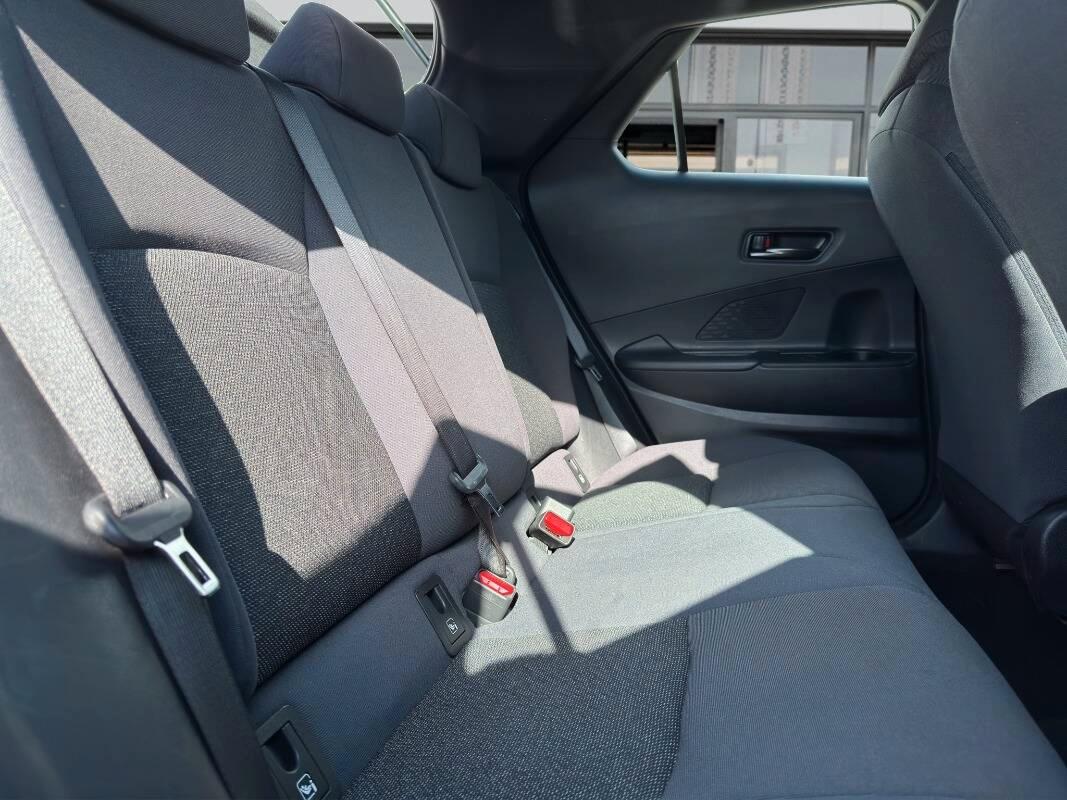 Toyota C-HR 1.8 hybrid Active fwd AUTOMATICA con CarPlay