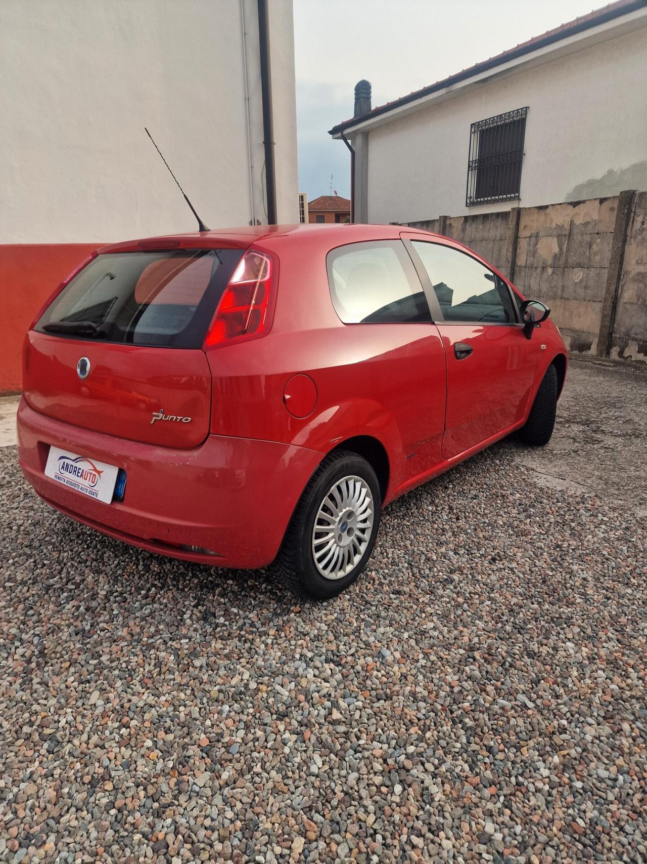 Fiat Grande Punto 1.2 3 porte distrb ok