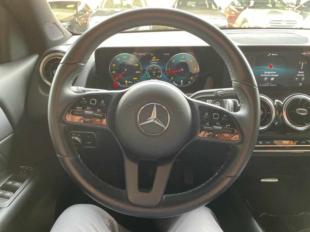 Mercedes GLB 180 D Sport 8G-DCT