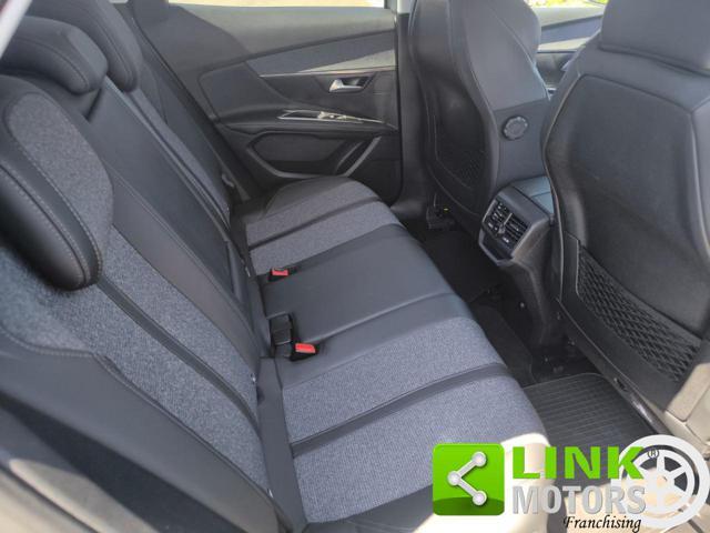 PEUGEOT 3008 BlueHDi 130 S&S Allure