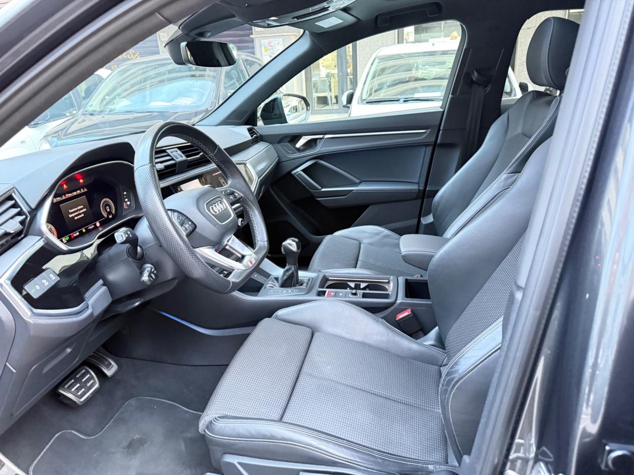 Audi Q3 40 TDI quattro S tronic line edition LED MATRIX PELLE TETTO KAMERA 360 PDC CERCHI 20