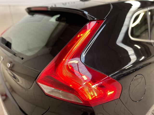 VOLVO V40 D2 1.6 Summum