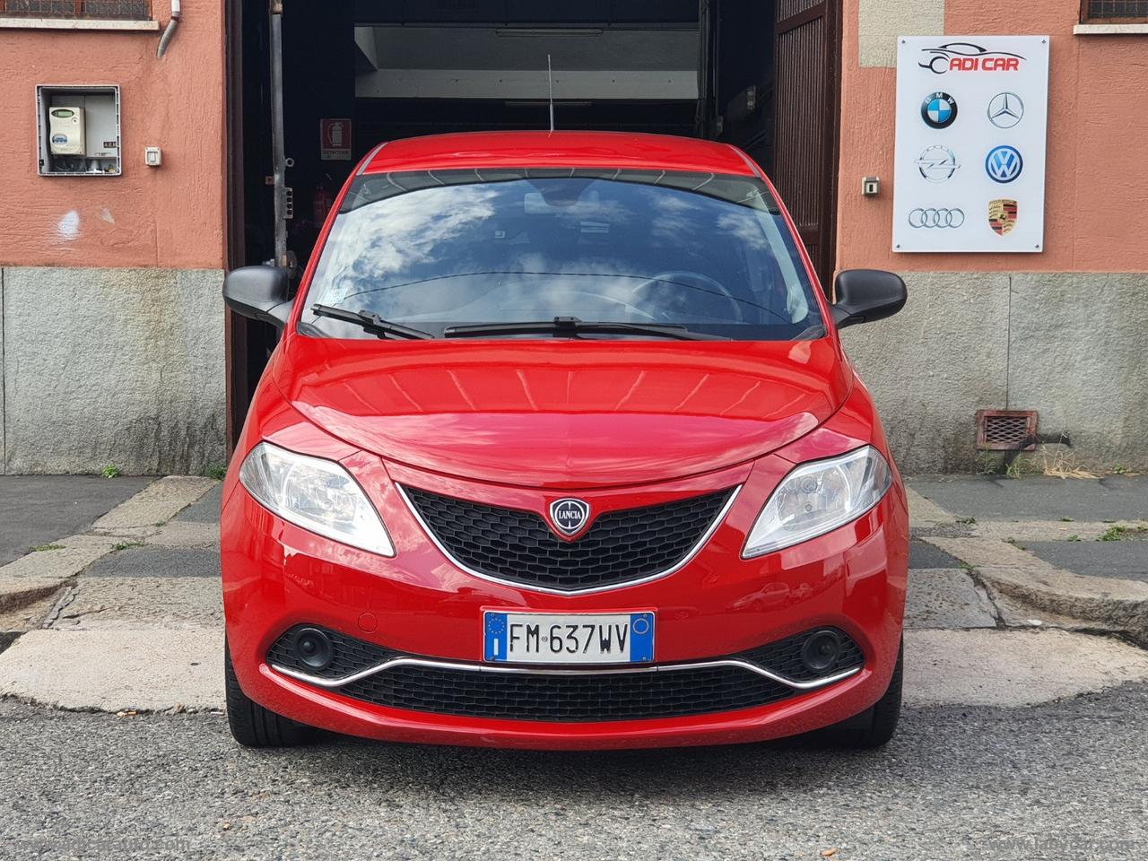 LANCIA Ypsilon 1.2 69 CV 5p. GPL Ecochic