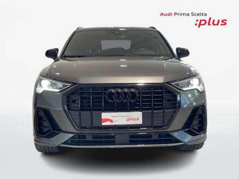 Audi Q3 II 2018 35 2.0 tdi Identity Black s-tronic