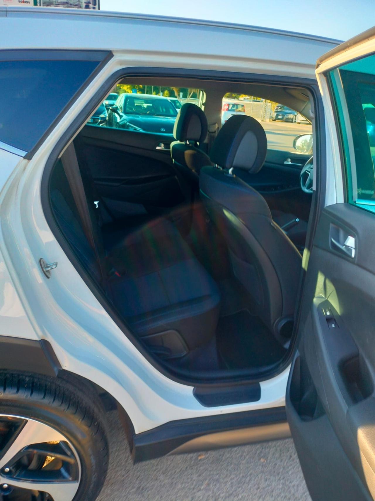 Hyundai Tucson 1.7 CRDi Sound Edition