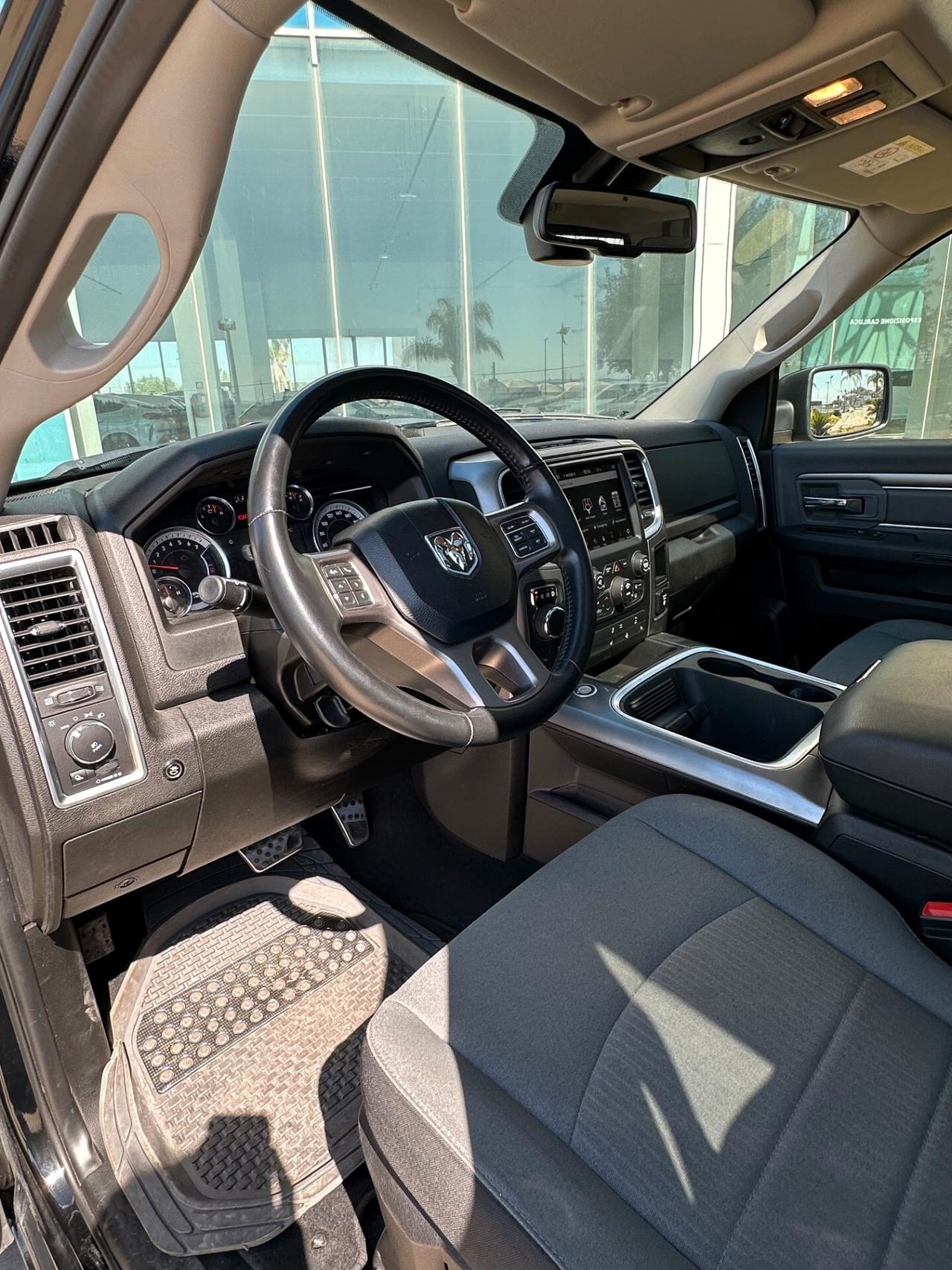 Dodge RAM 1500 V8 Diamond offerta T-Stock prezzo imperdibile