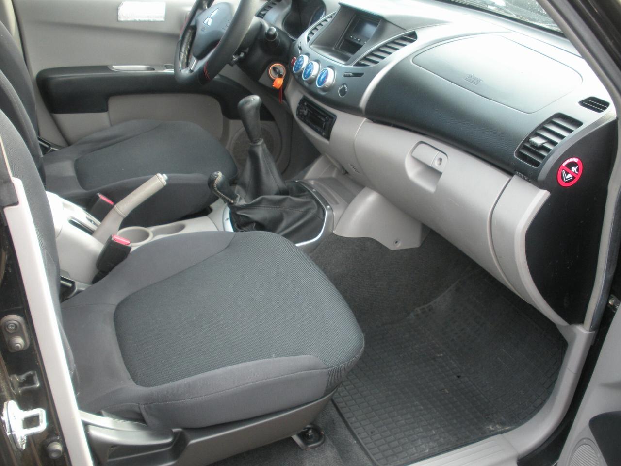 Mitsubishi L200 2.5 DI-D/136CV DC Intense DPF