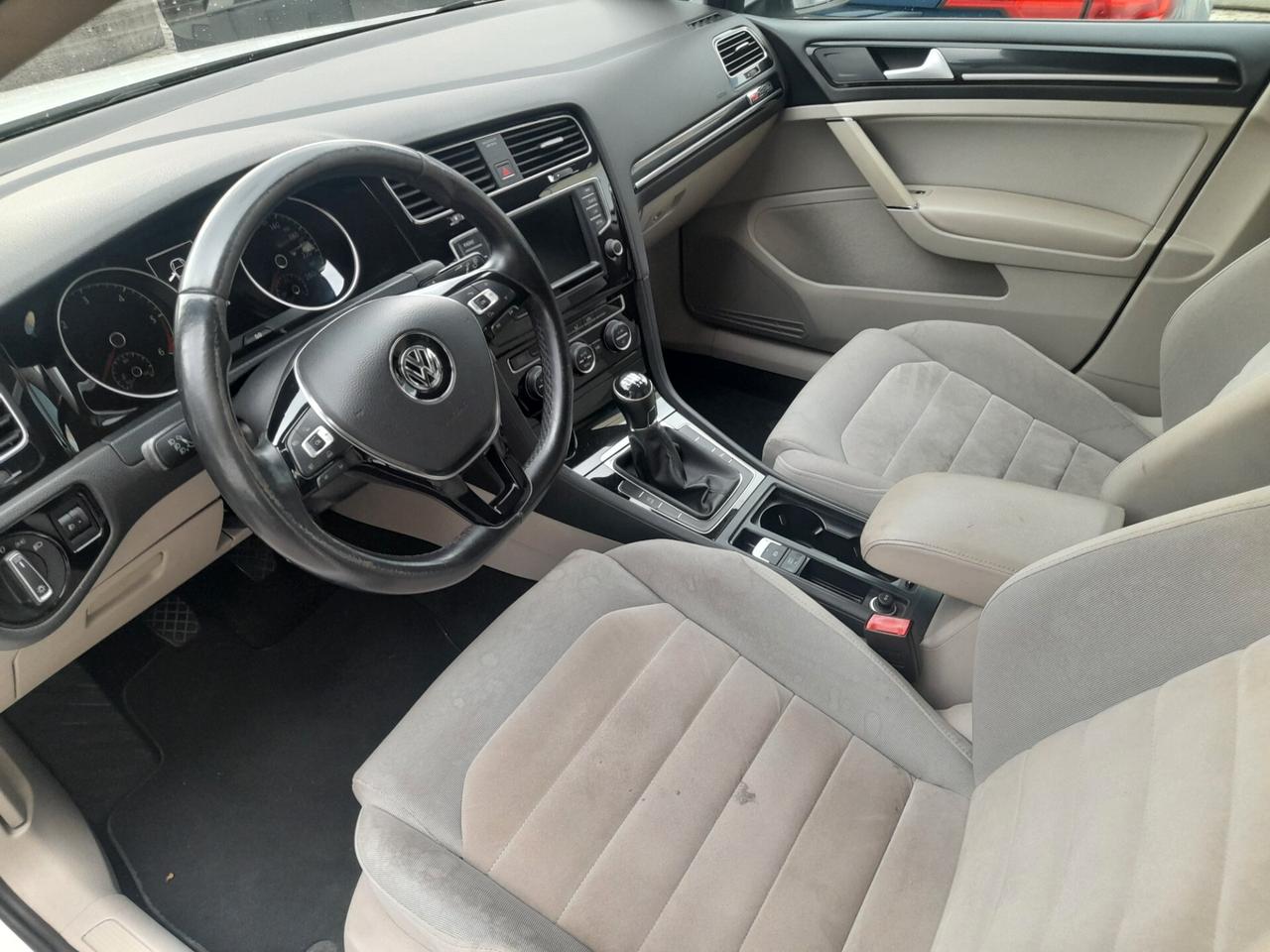 Volkswagen Golf 2.0 TDI 5p. Highline BlueMotion Technology