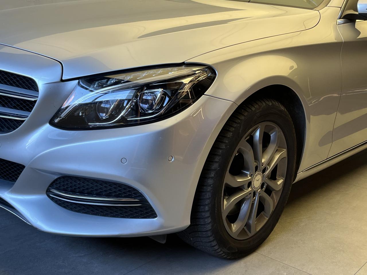 Mercedes-Benz Classe C-W205 2014 Berlina - C 250 d (bt) Sport 4matic auto