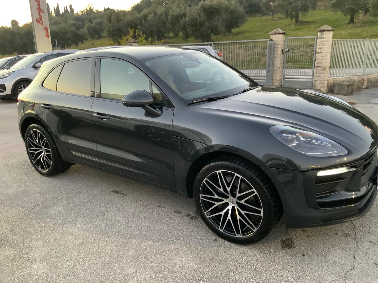 Porsche Macan 2.0 PELLE TOTALE.CERCHI21.SOSP PNEUMATICHE.FULL