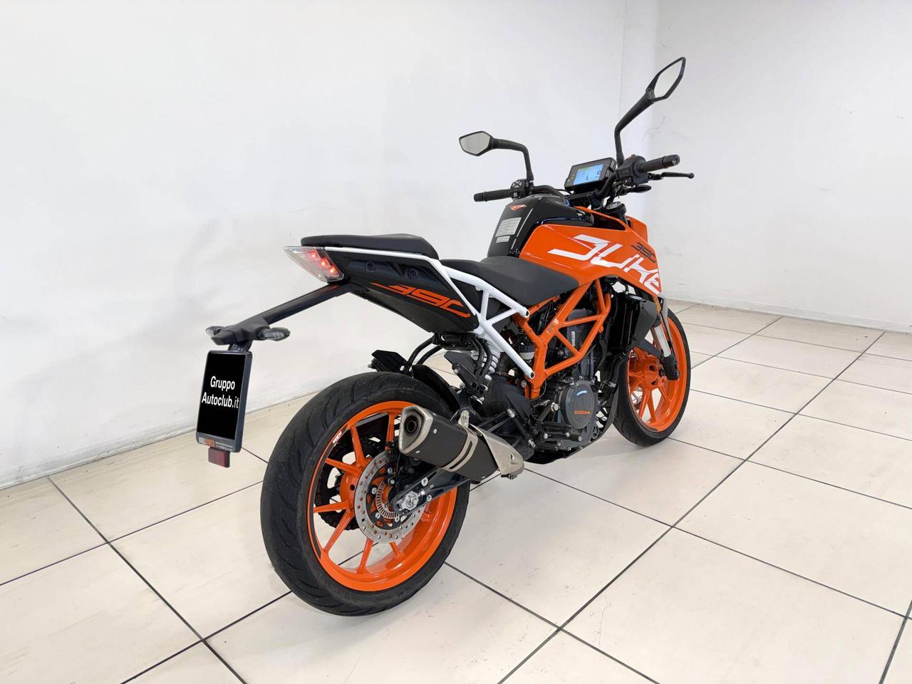 KTM 390 Duke