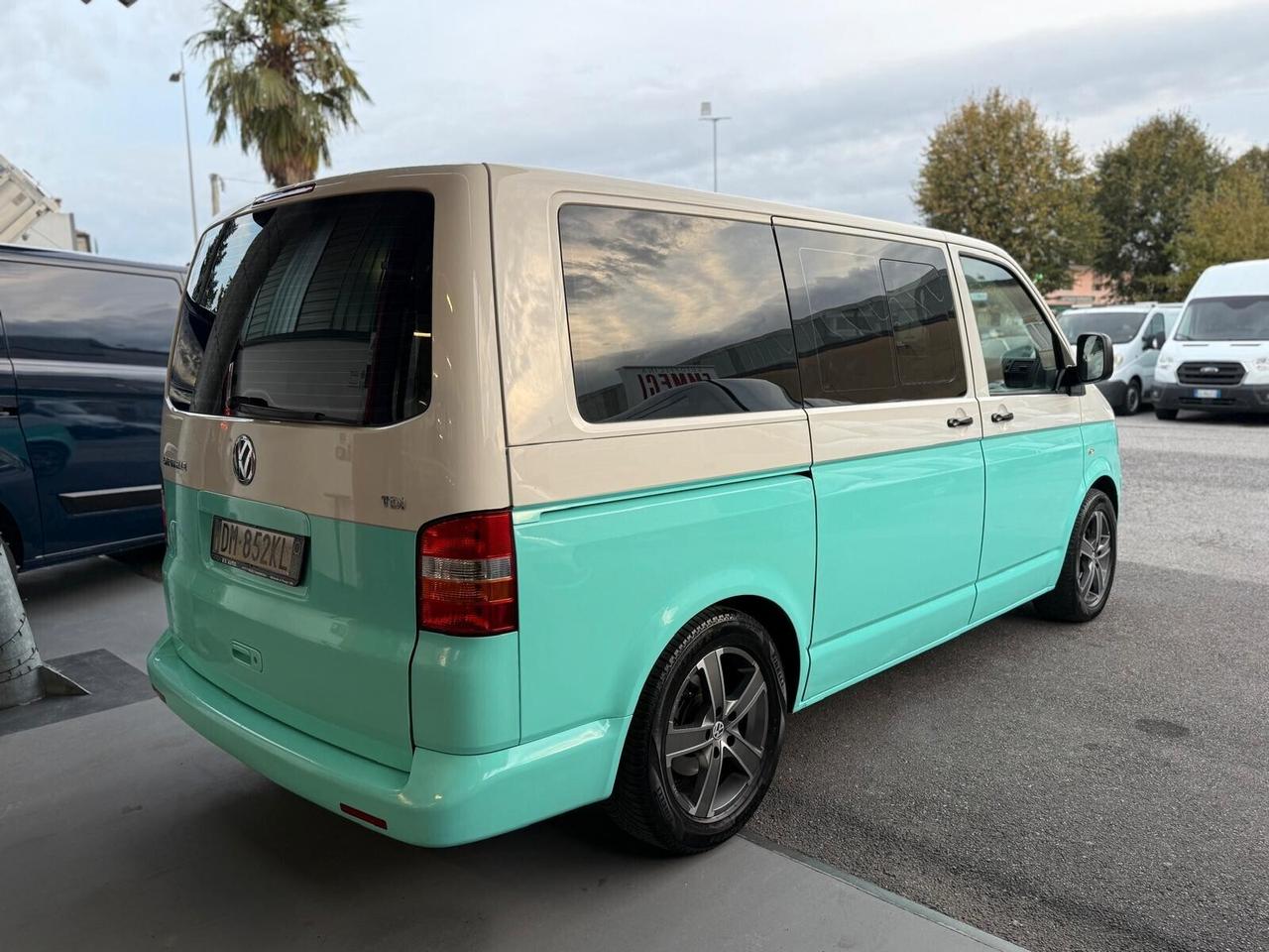 Volkswagen Transporter Caravelle T5 2.5 TDI/130CV PC