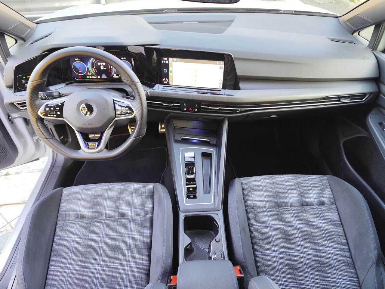 Volkswagen Golf 1.4 Plug-In Hybrid DSG GTE 12/2021