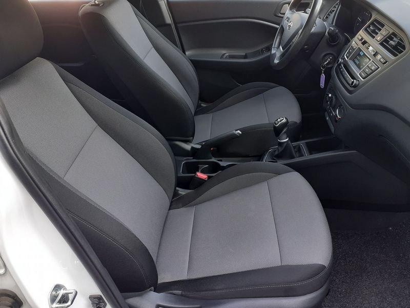 Hyundai i20 1.1 CRDi 12V 5P GARANZIA-KM CERTIFIC-1°PTOP