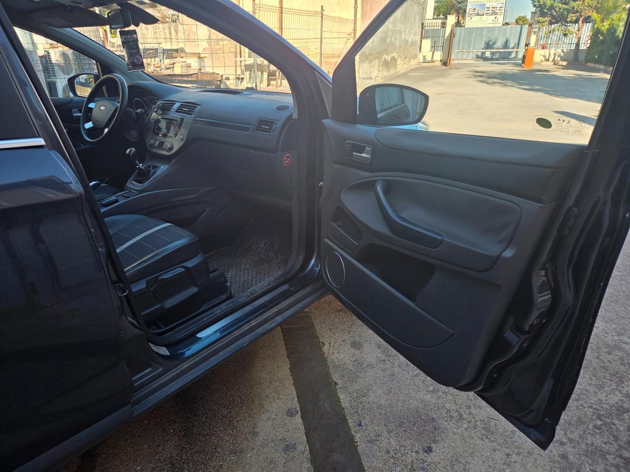 Ford Kuga 2.0 TDCi 136 CV 4WD Titanium DPF