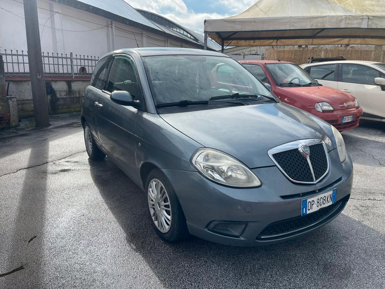 Lancia Ypsilon 1.2 Platino