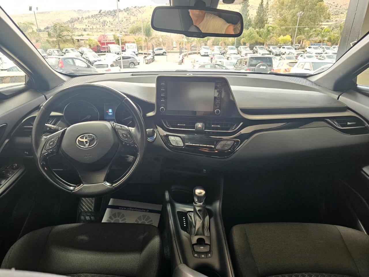 Toyota C-HR 1.8h Active e-cvt