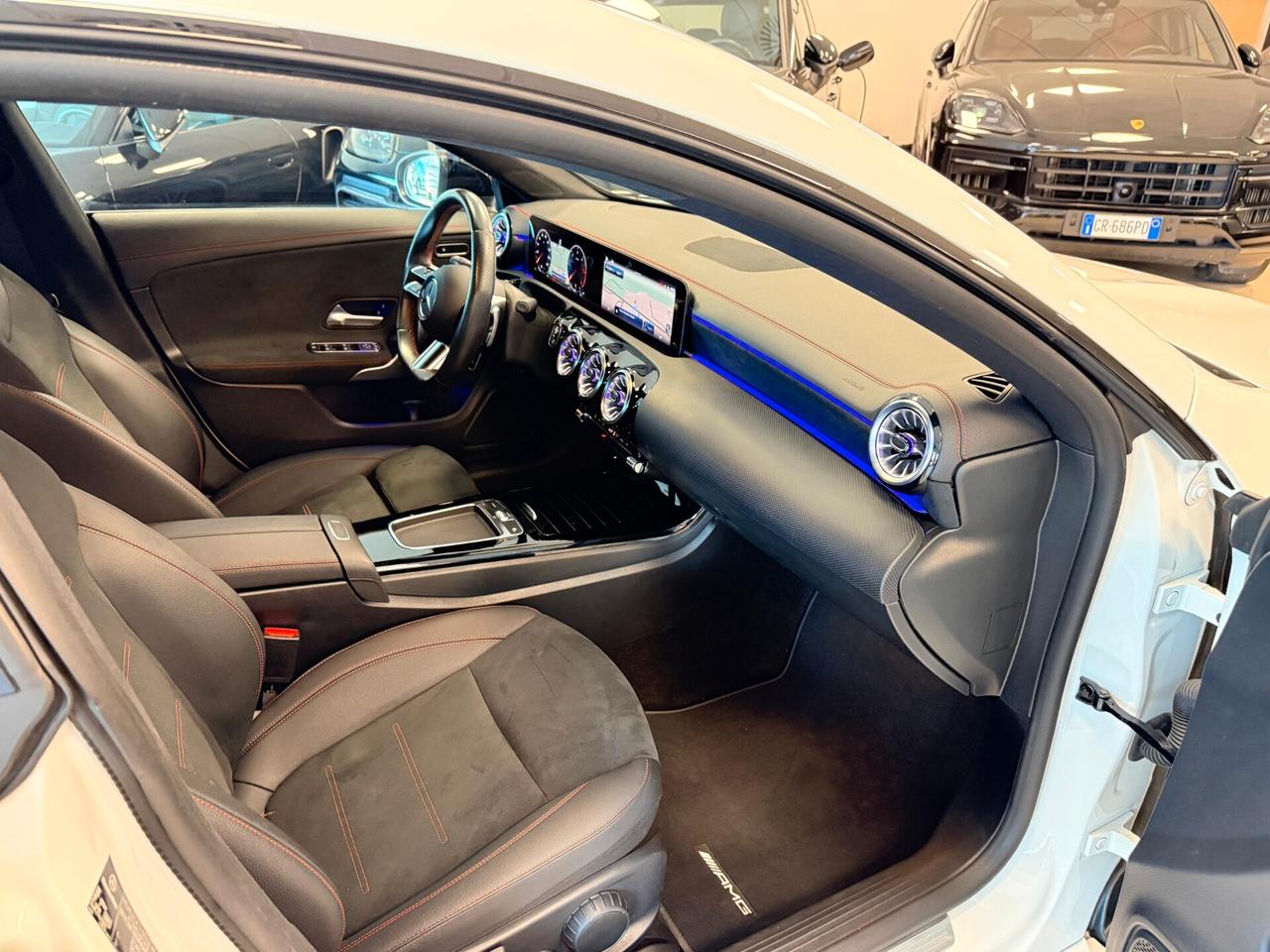 Mercedes-benz CLA 180