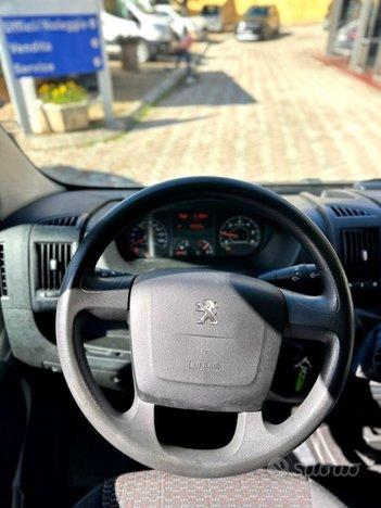 PEUGEOT Boxer 330 2.0 BlueHDi 130CV PM-TM Furgone