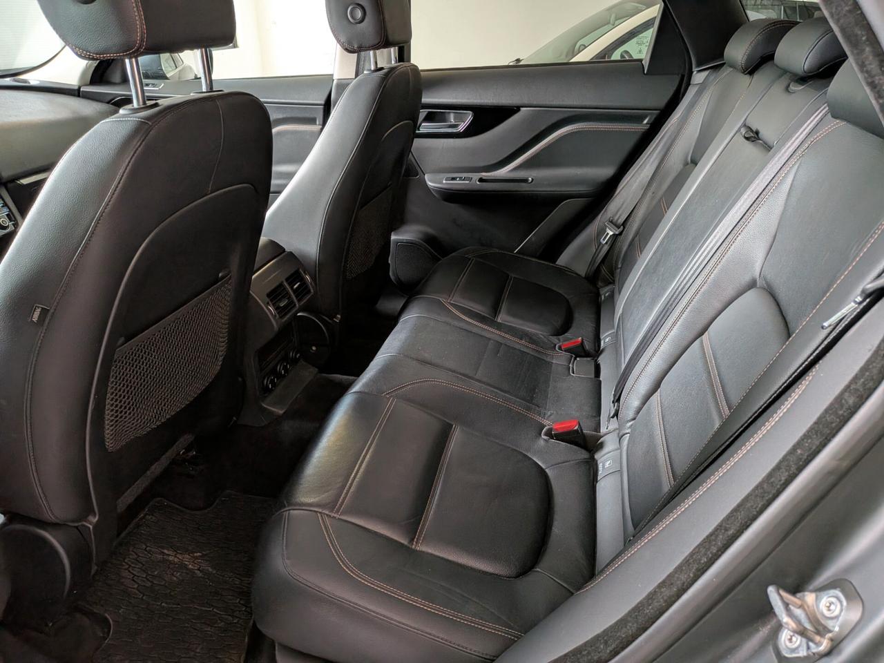 JAGUAR F-PACE 2.0 D AWD - 180 CV