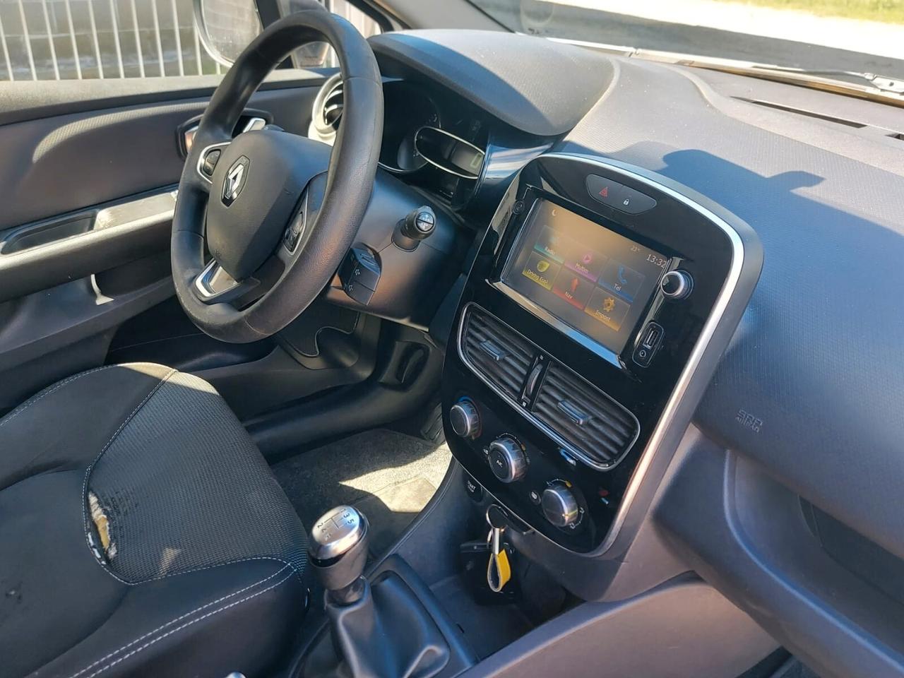 Renault Clio 8V 75CV VAN AUTOCARRO 2 POSTI
