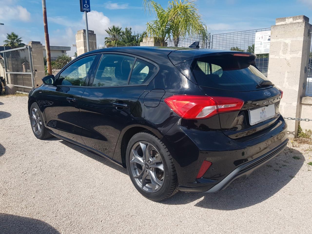 Ford Focus 1.5 tdci 120cv ST Line Navy Rcam Led