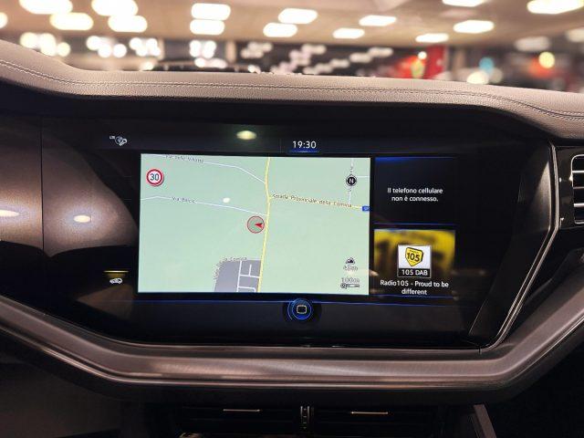 VOLKSWAGEN Touareg 3.0 V6 TDI 286 CV SCR ELEGANCE *UNIPROP*TETTO*