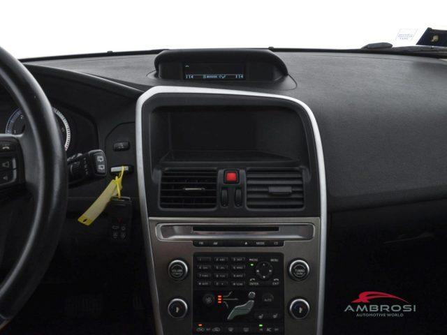 VOLVO XC60 D5 AWD Geartronic Momentum - PER OPERATORI DEL SET