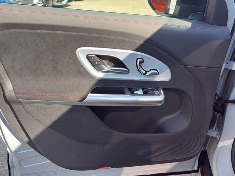 Mercedes-Benz GLB 250+ EQ AMG Line