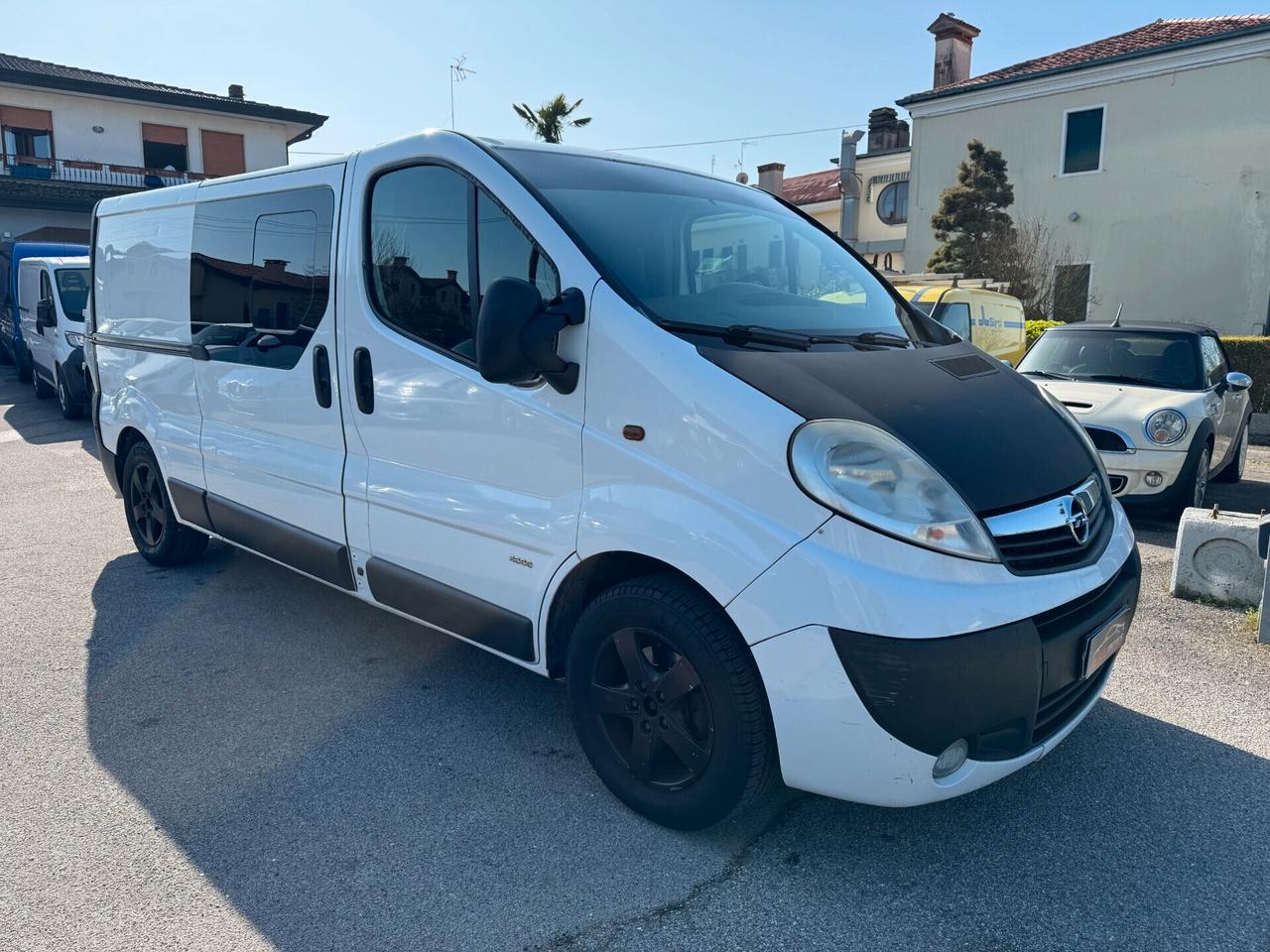 Opel Vivaro 29 2.0 CDTI PC-TN Combi Semivetrato M1