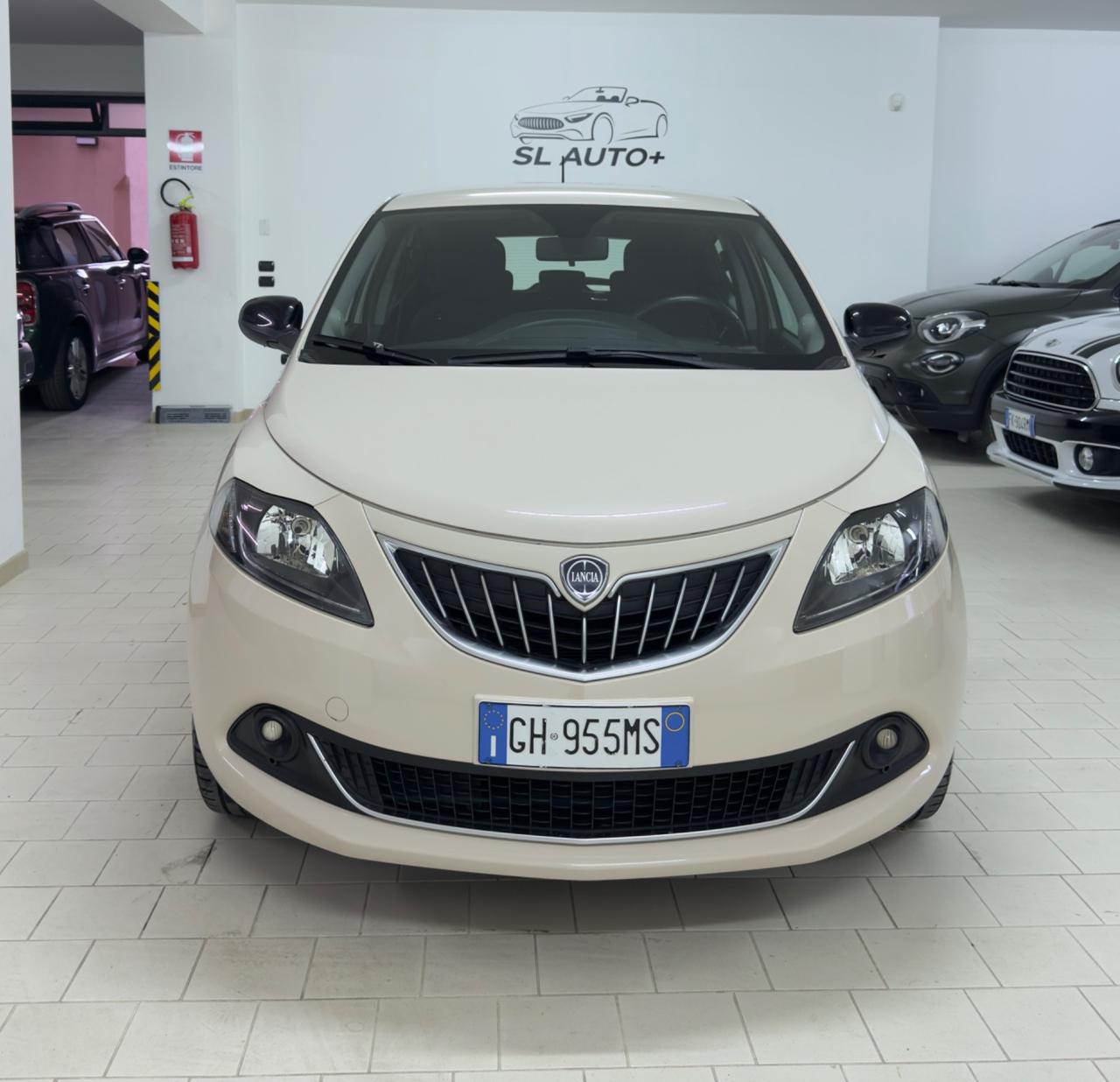 Lancia Ypsilon 1.0 FireFly 5 porte S&S Hybrid Ecochic Gold
