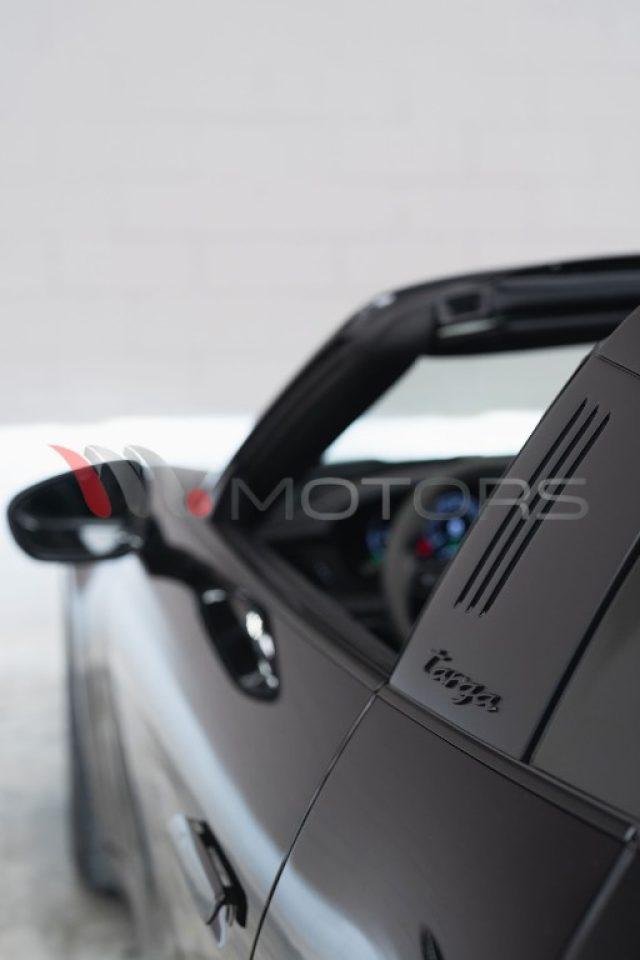 PORSCHE 911 Targa 4 GTS 2025 15.000 km Pari al Nuovo Ful