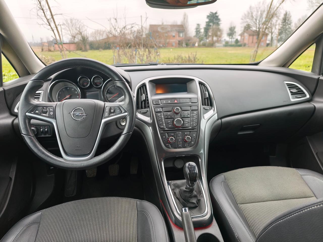 Opel Astra 1.4 Turbo 140CV Sports Tourer GPL Tech Cosmo