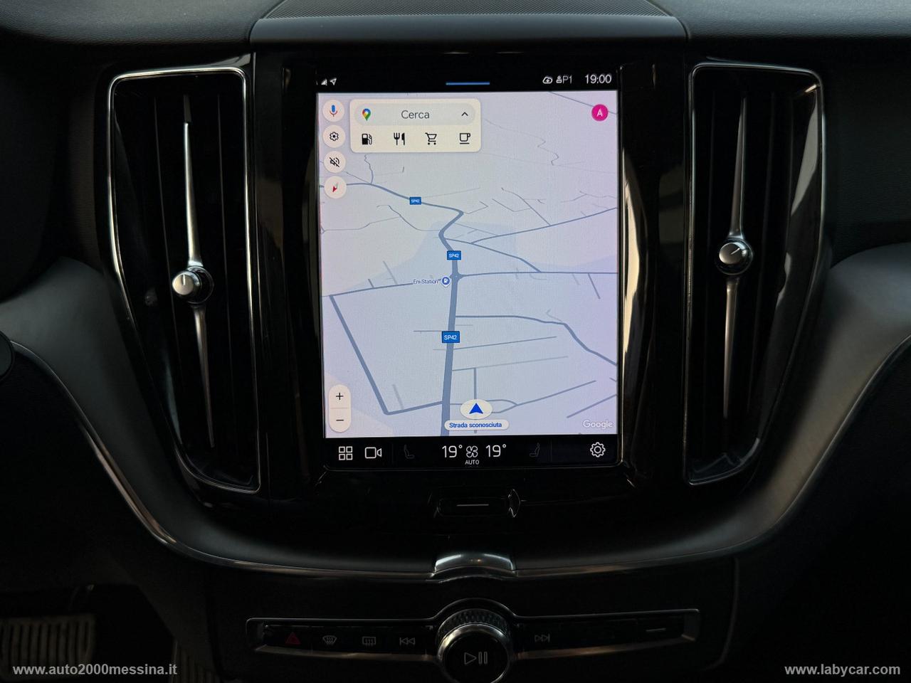 VOLVO XC60 B4 (d) AWD Geartronic Momentum Pro