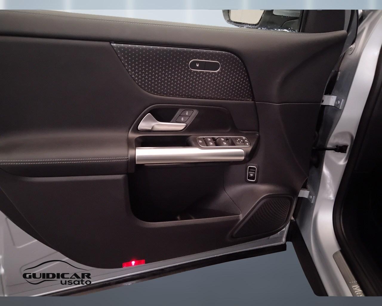 Mercedes-Benz GLA-H247 2023 - GLA 180 d Progressive Advanced auto