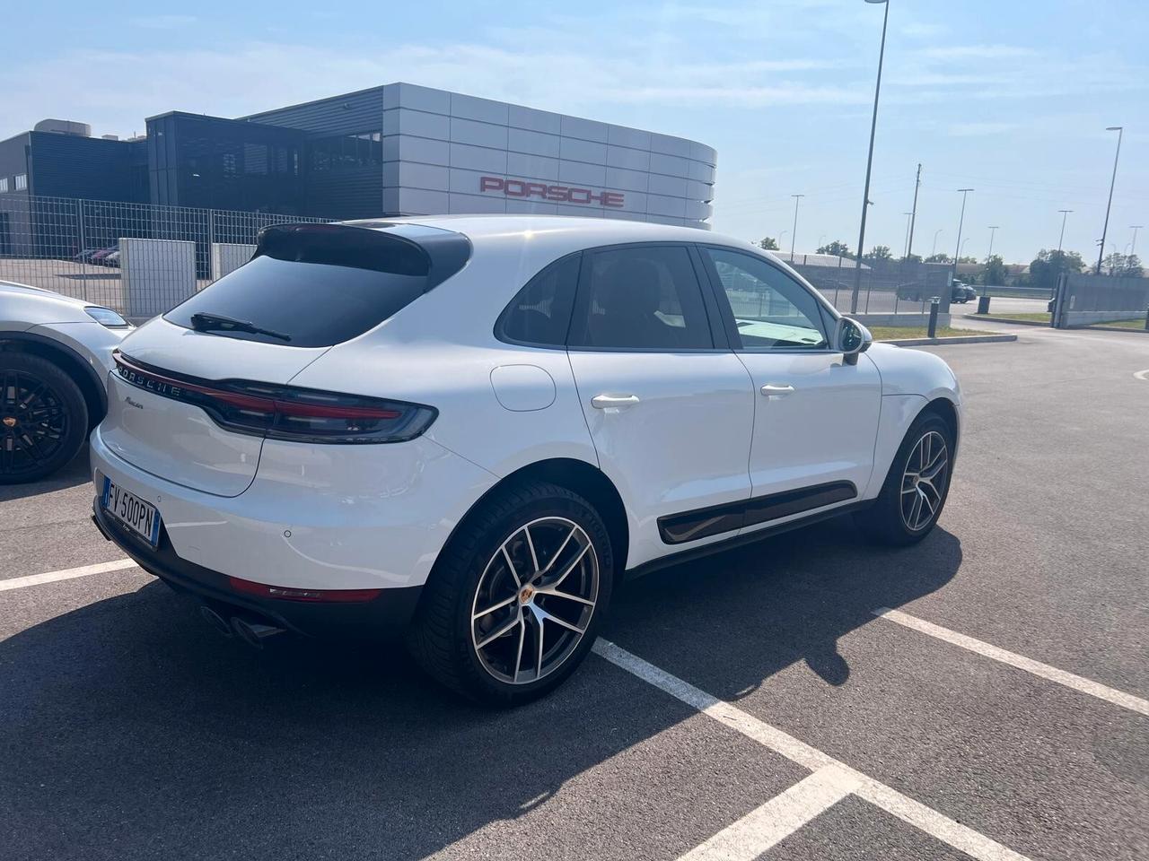 Porsche Macan 2.0 245CV PORSCHE APPROVED