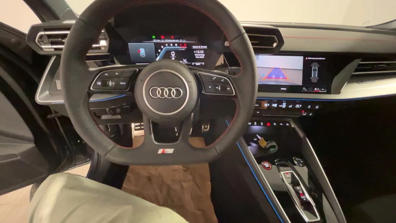 Audi S3 SPB TFSI 333 CV quattro S tronic KM0