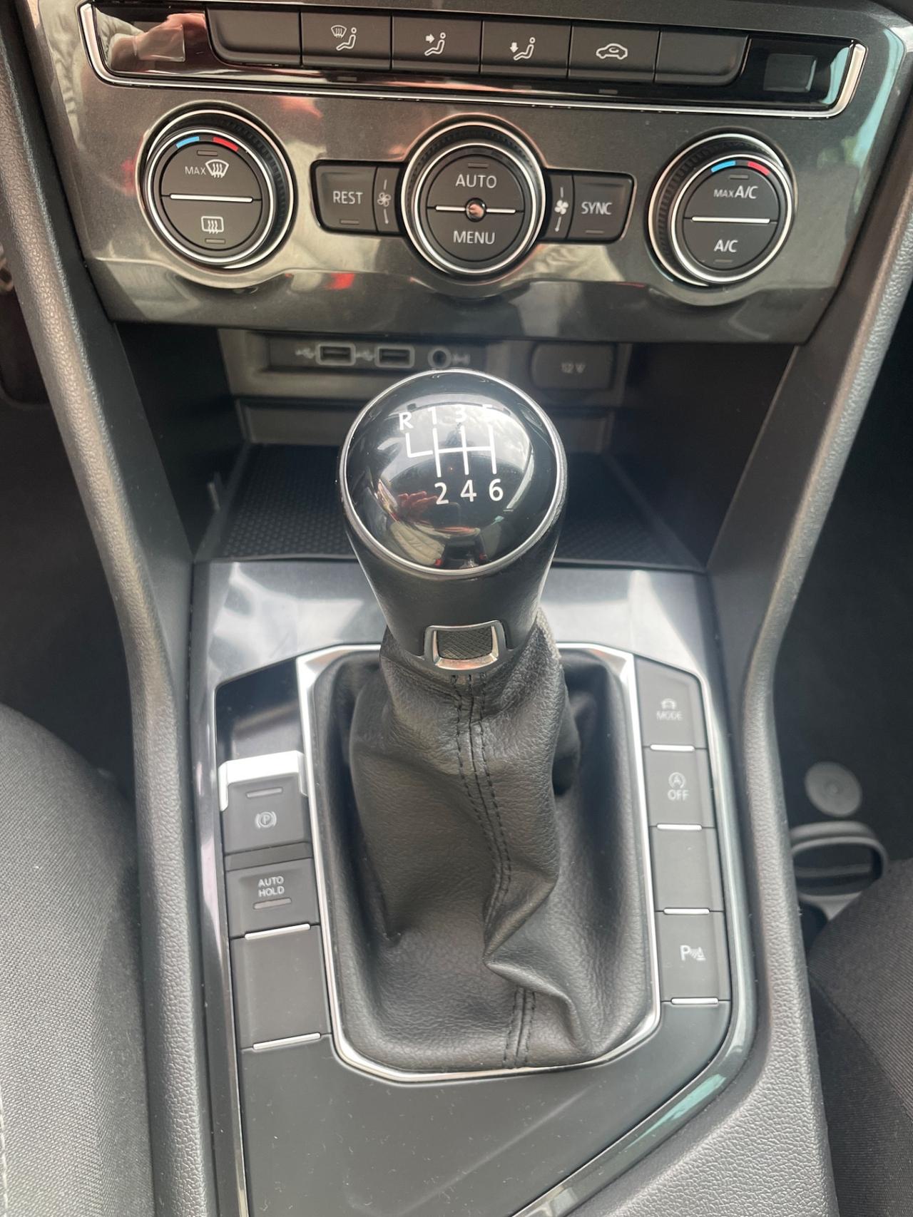 Volkswagen Tiguan R-Line 1.4 TSI