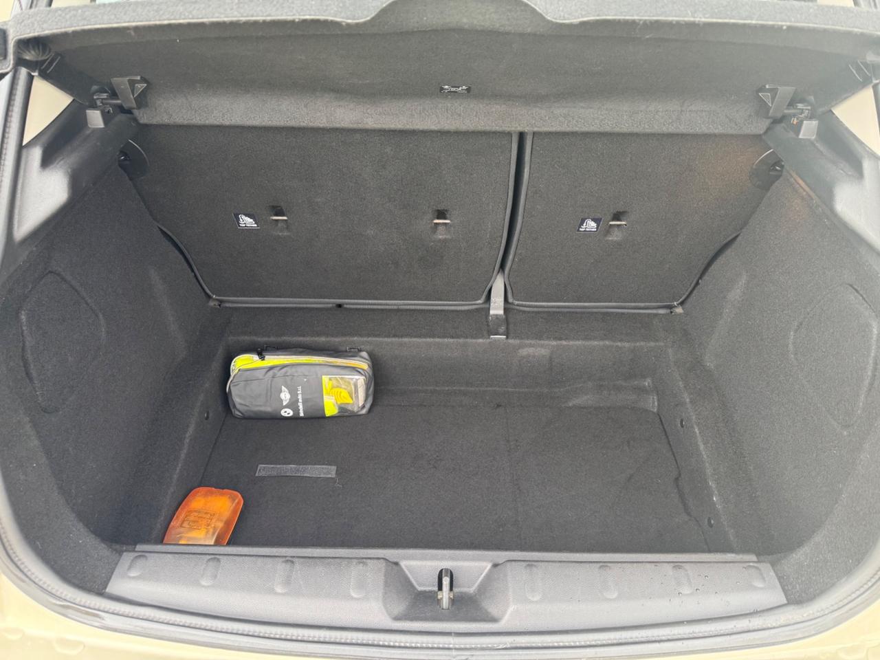 Mini 1.5 Cooper D 116 Cv 5 porte Neopatentati