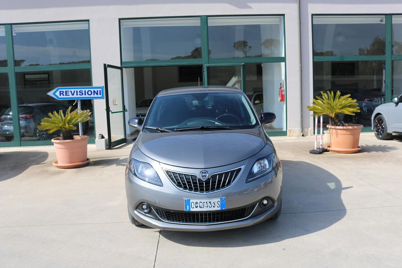 Lancia Ypsilon 1.0 FireFly 5 porte S&S Hybrid Gold