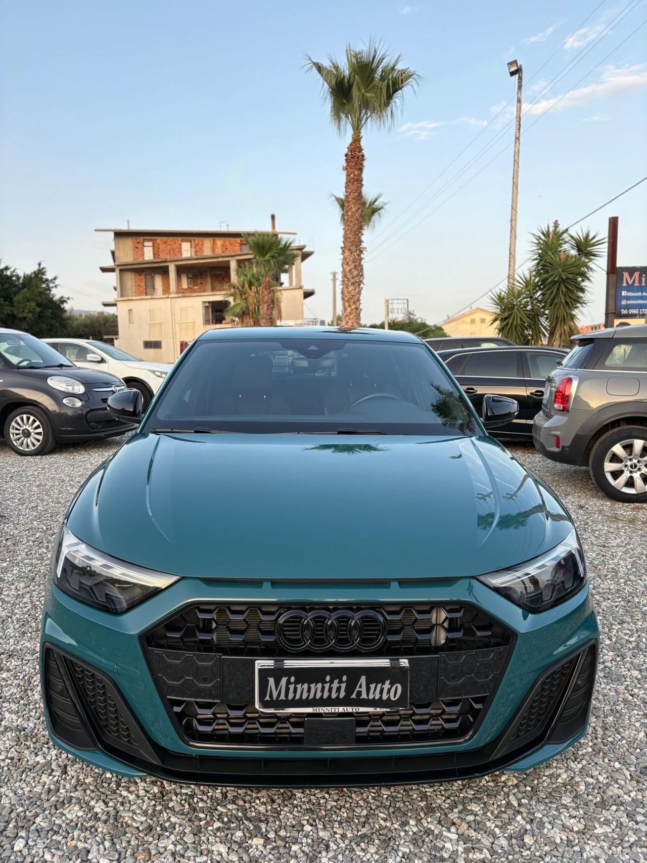 Audi A1 SPB 40 TFSI S tronic Identity Black