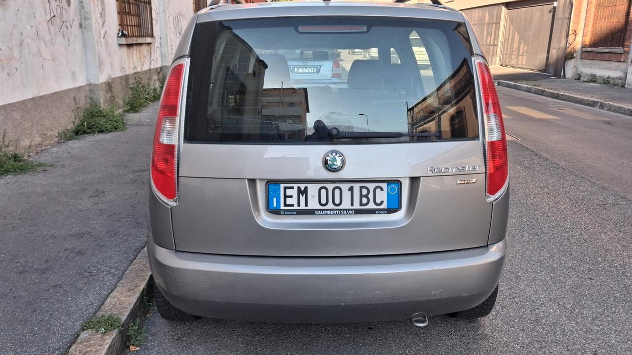 Skoda Roomster 1.2 TDI CR 75CV Ambition