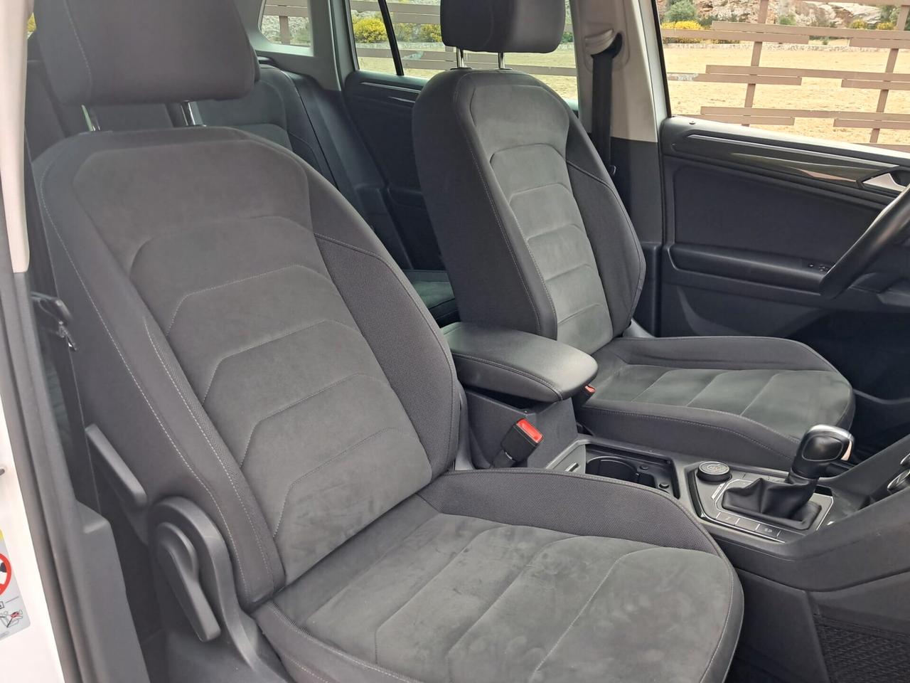 Volkswagen Tiguan 2.0 TDI SCR DSG 4MOTION Business BMT (Iva Esposta)