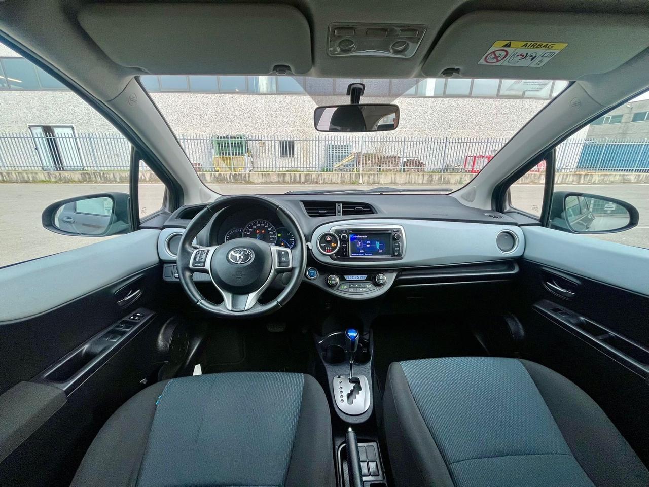 Toyota Yaris 1.5 Hybrid 2014 131.000km perfetta