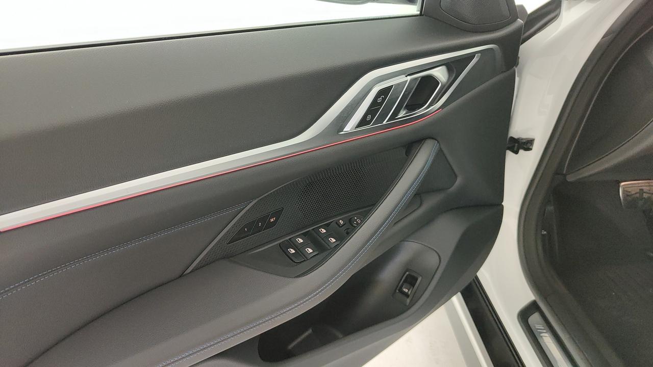 BMW Serie 4 G26 LCI 2024 Gran Coupe - 420d Gran Coupe mhev 48V xdrive MSport Pro auto