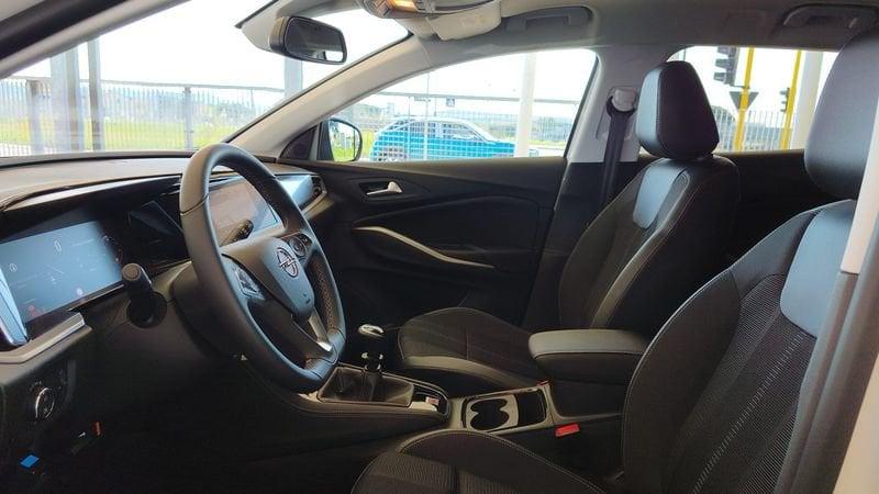 Opel Grandland 1.2 130cv MT6 Business Elegance
