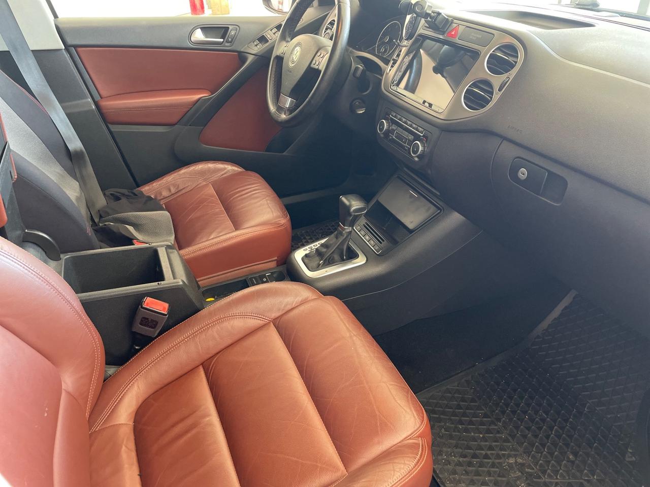 Volkswagen Tiguan 2.0 TDI DPF 4MOTION Sport & Style