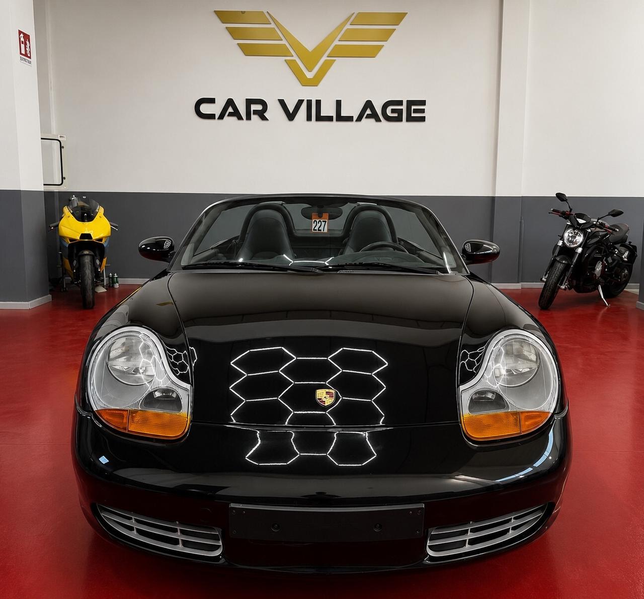 Porsche Boxster 2.5i 24V cat
